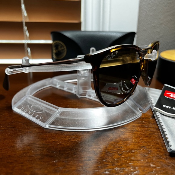 Ray-Ban Erika polarized sunglasses (RB4171). Polished light havana/brown - Picture 3 of 5